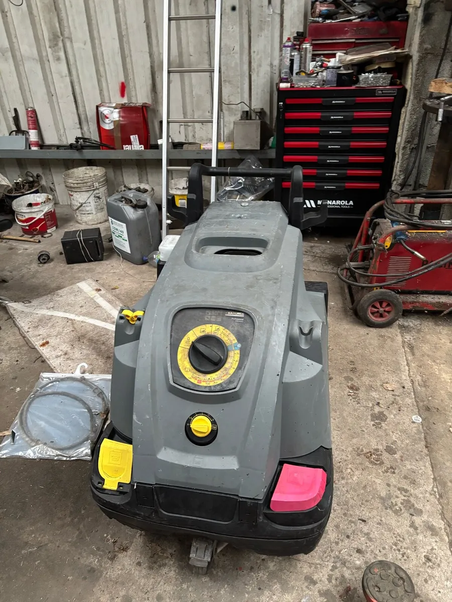 Power washer - Image 1