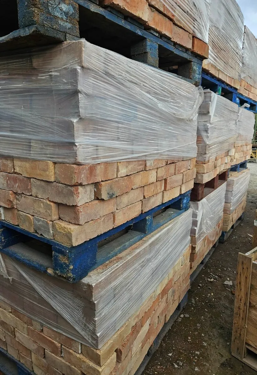 Reclaimed bricks - Image 2