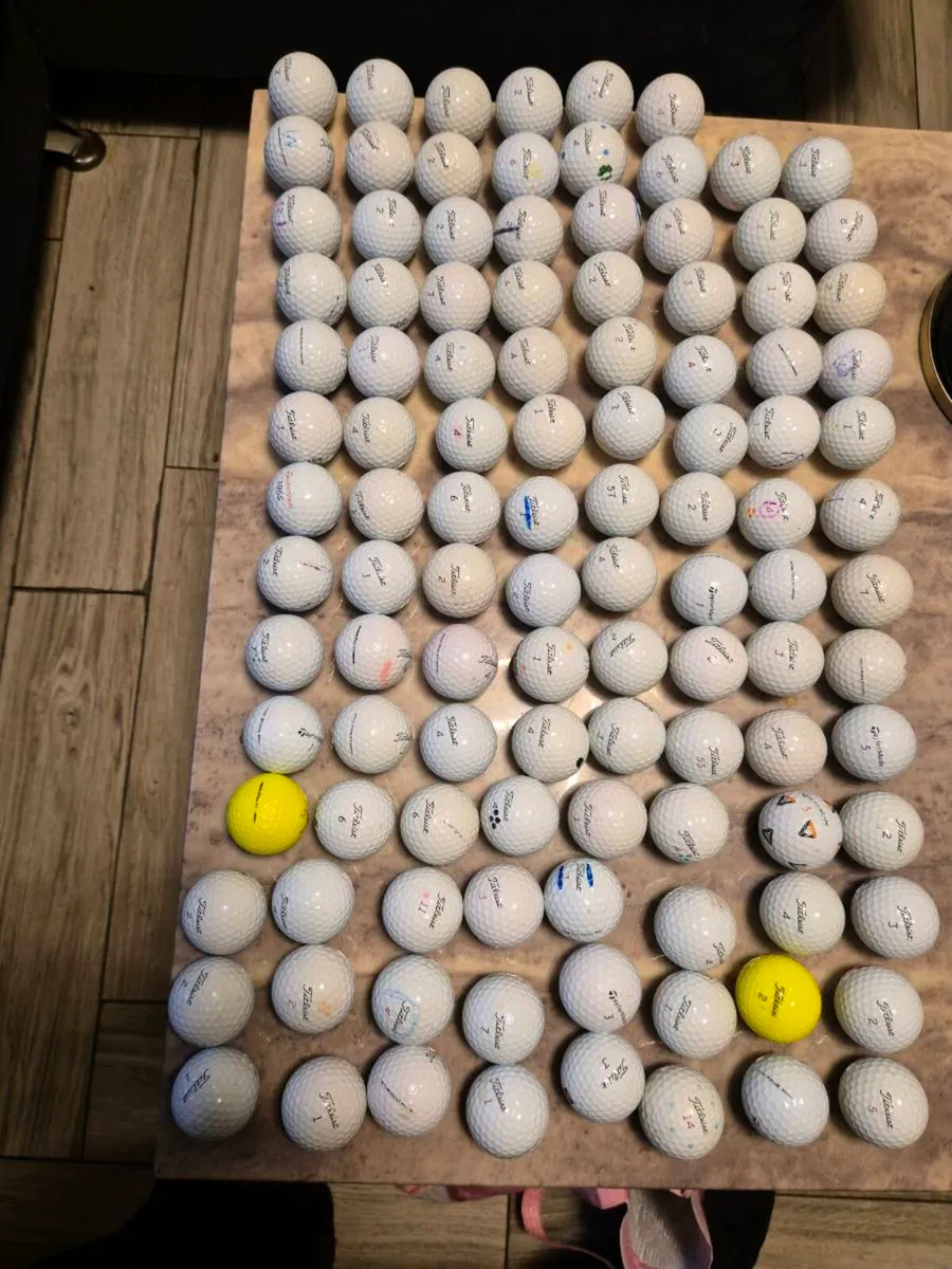 Golf balls - Image 1