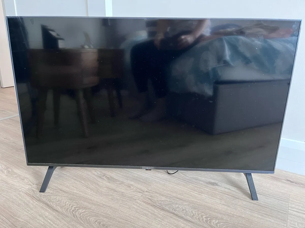38” LG smart TV - perfect condition