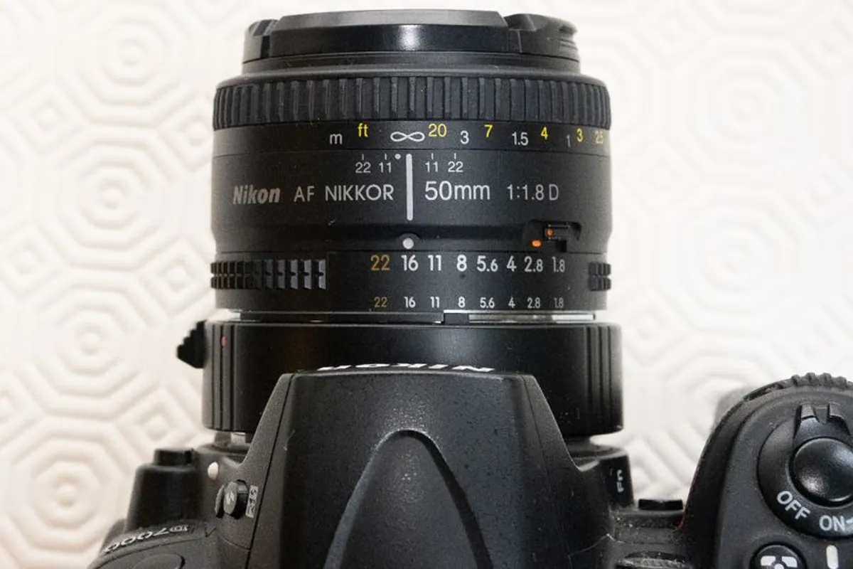 Nikon D7000 DSLR + 50mm F1.8 Prime Lens. Ex Condition. - Image 4