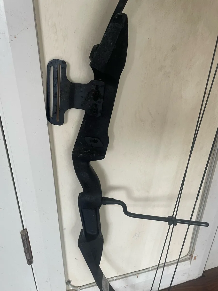 55lbs Compound bow - Image 2