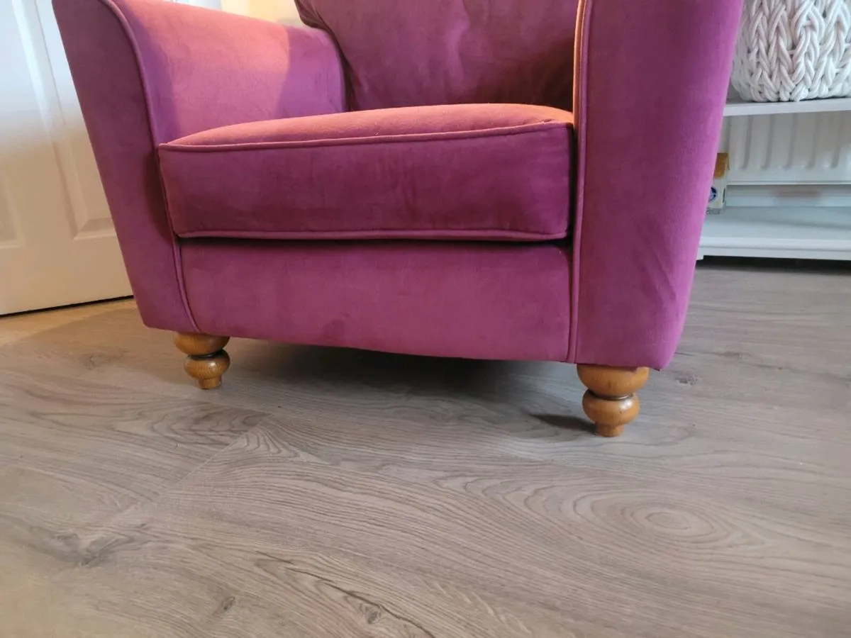 Pink Velvet Accent Occasion Chair - Image 4