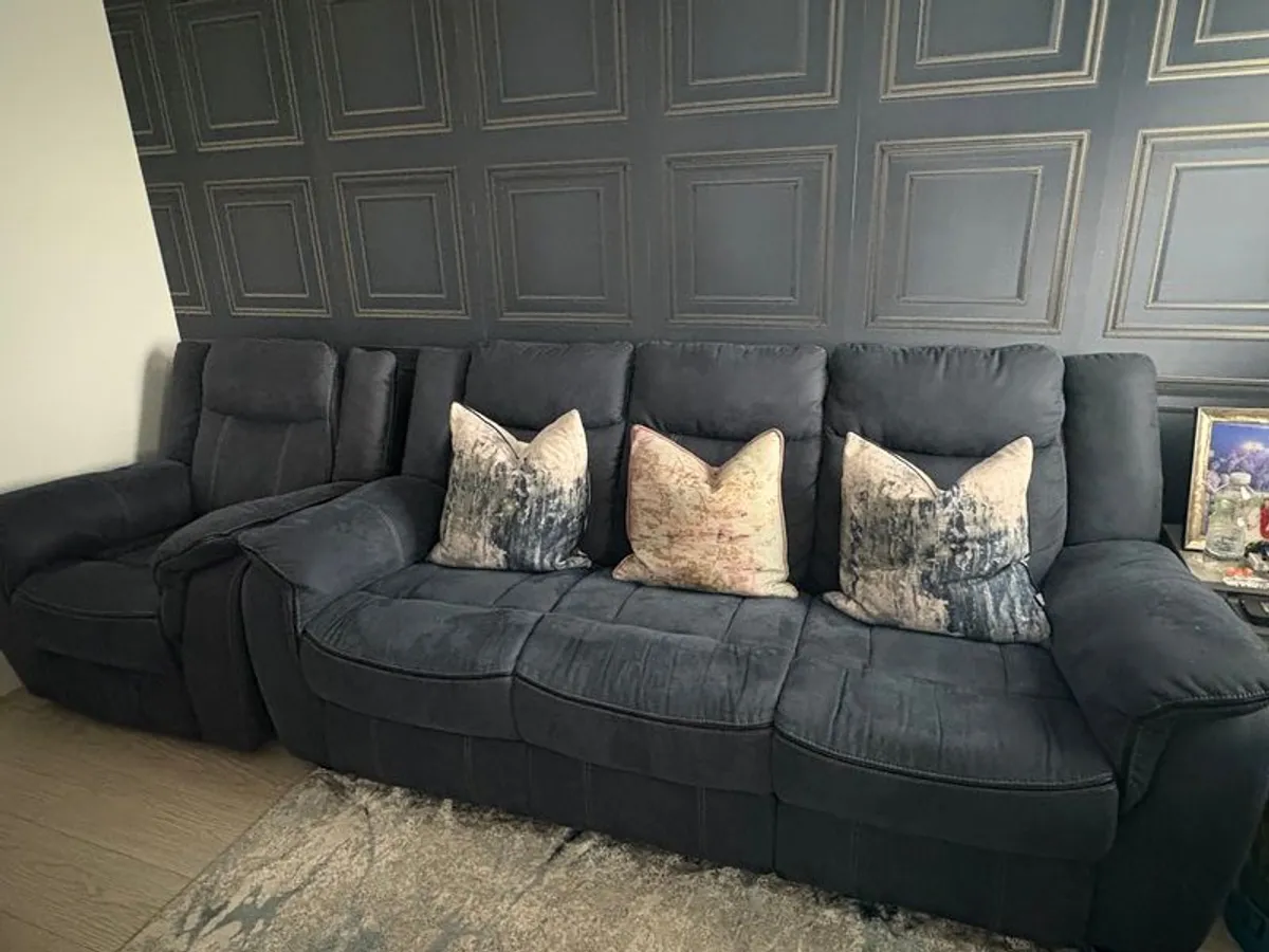 3 seater and 1 seater - Image 3