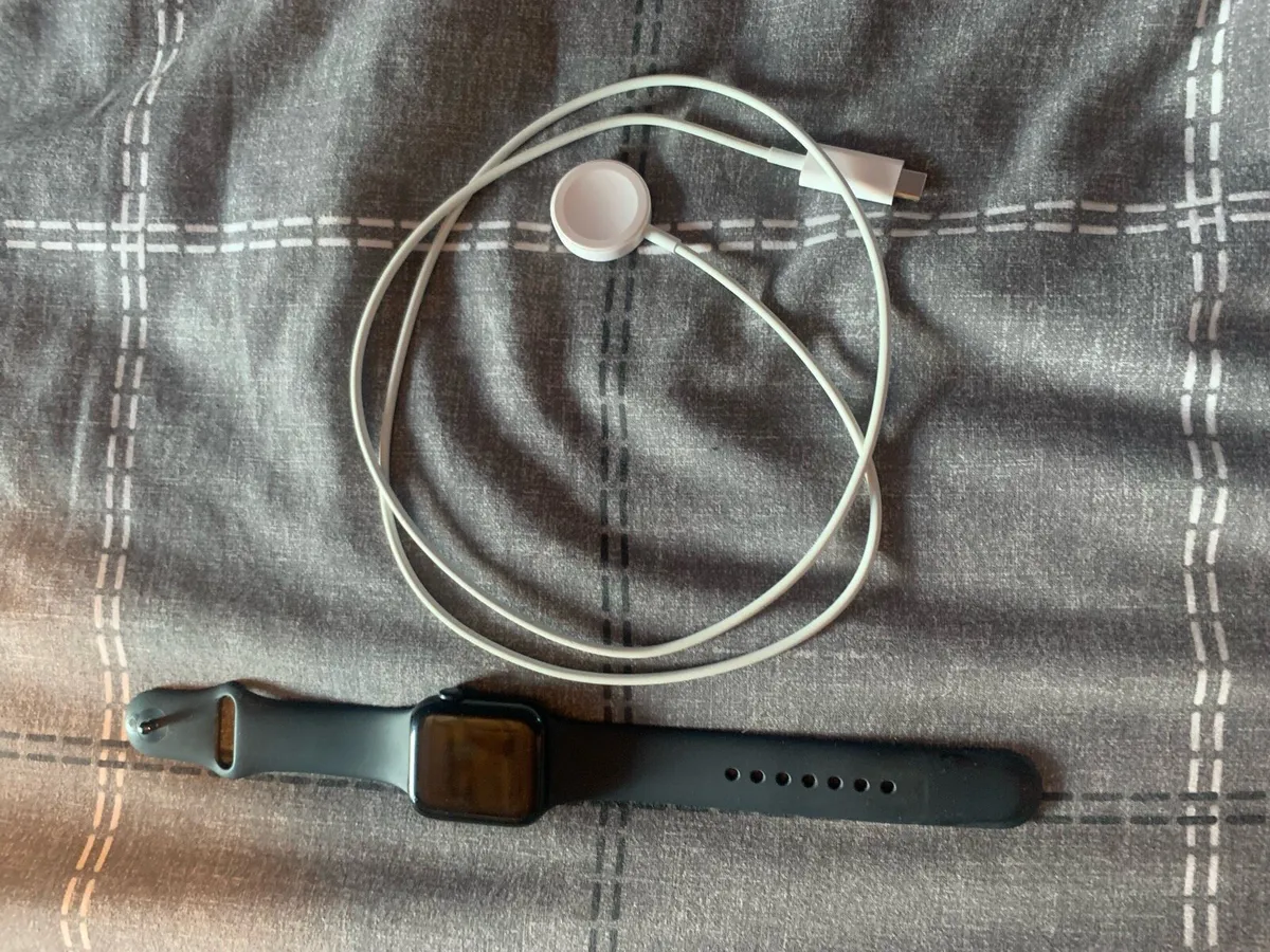 Apple Watch - Image 3