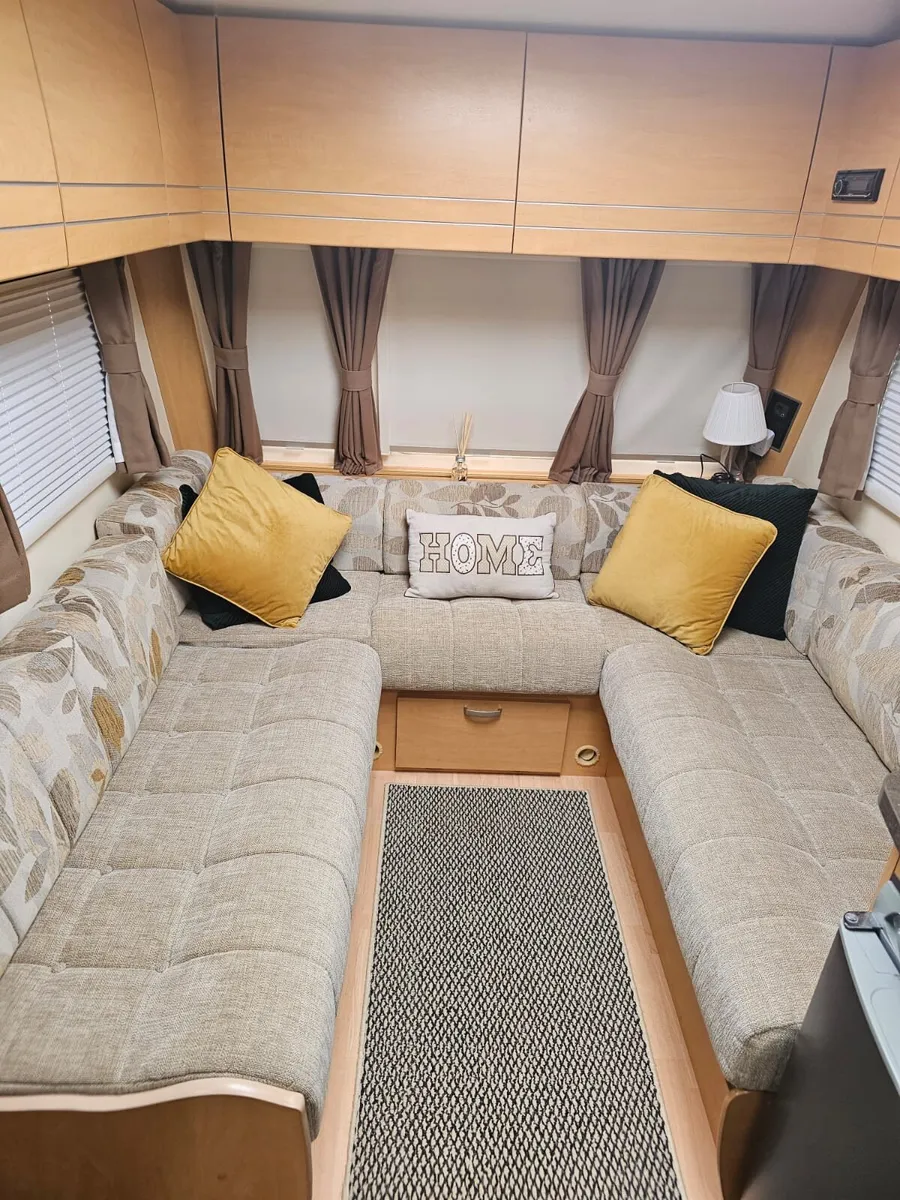 Caravan - Image 3