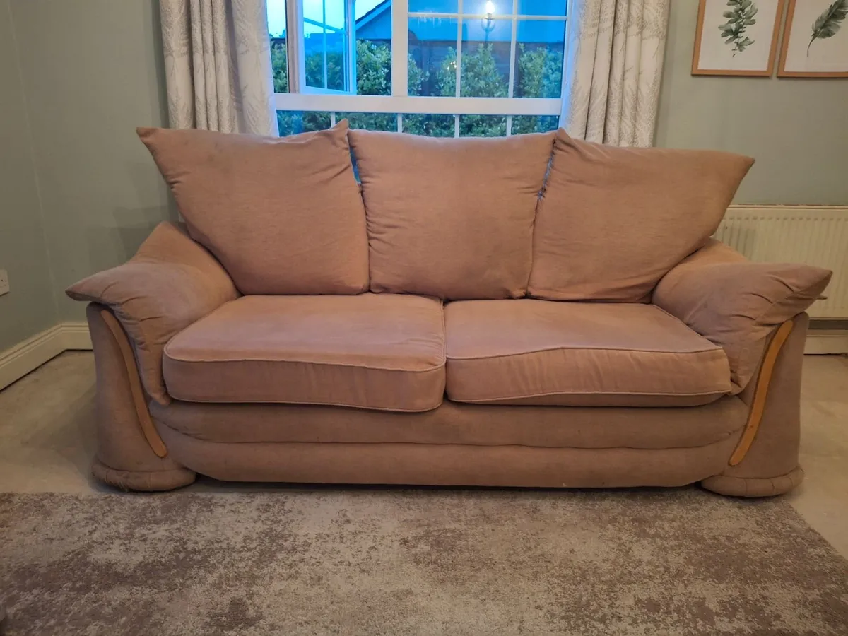 FREE  SOFA 3 + 2 - Image 2