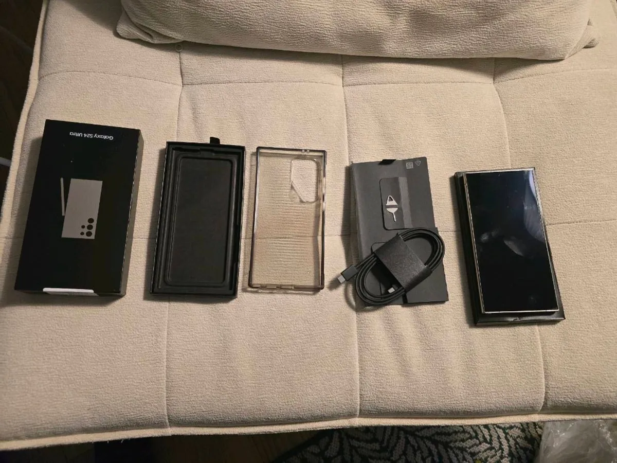 Samsung S24 Ultra (512 gb) - Image 1