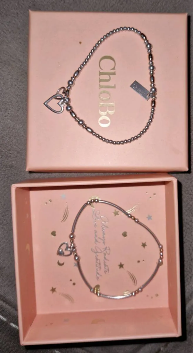 Chlobo bracelets like new! - Image 3