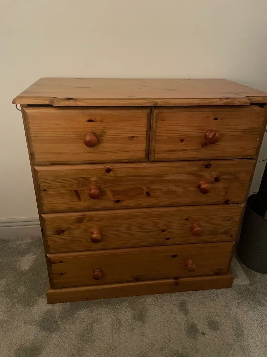 Chest of drawers - Image 1