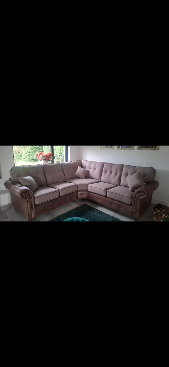 Couch - Image 1
