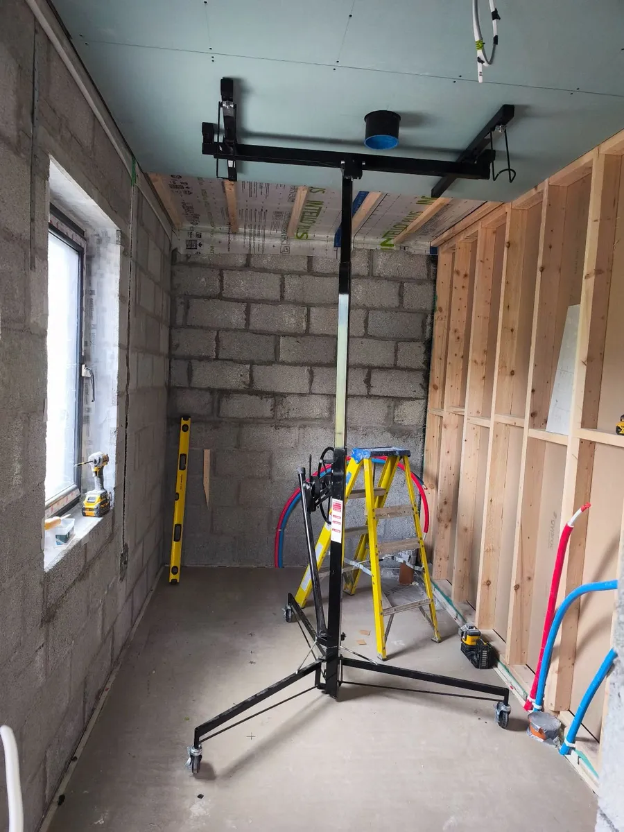 Plasterboard lift - Image 1