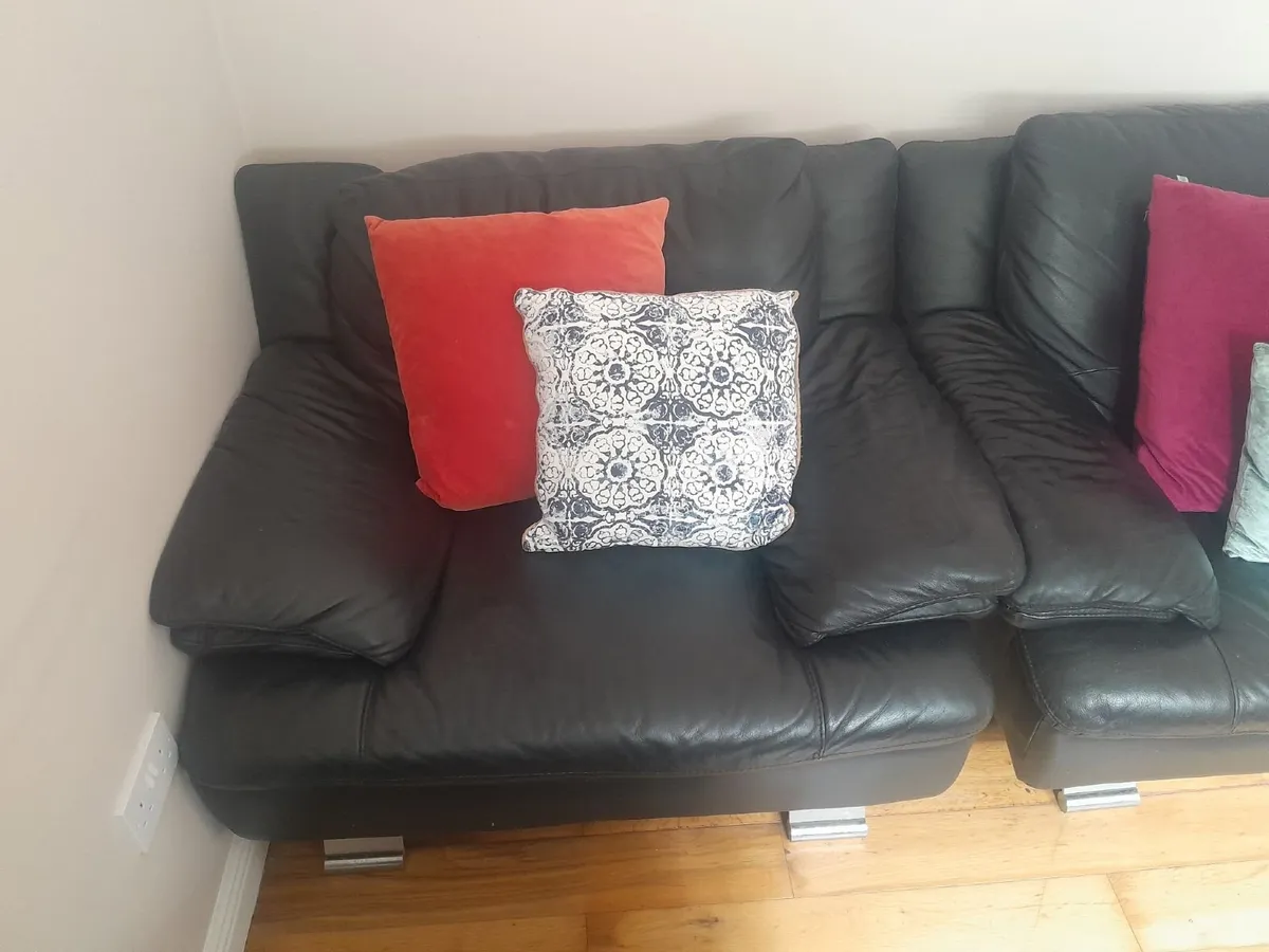 Genuine Italian leather sofa/ footstool - Image 2