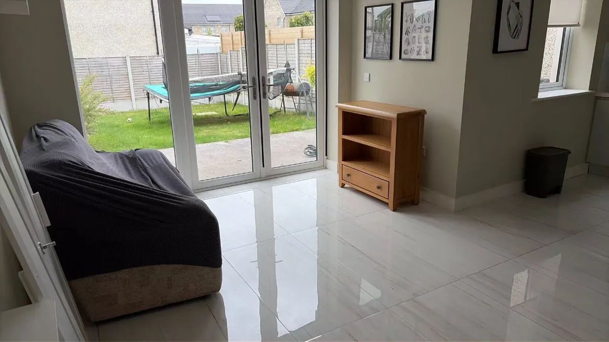 Bed, mattress, storage cabinet, bar chairs, coner - Image 3