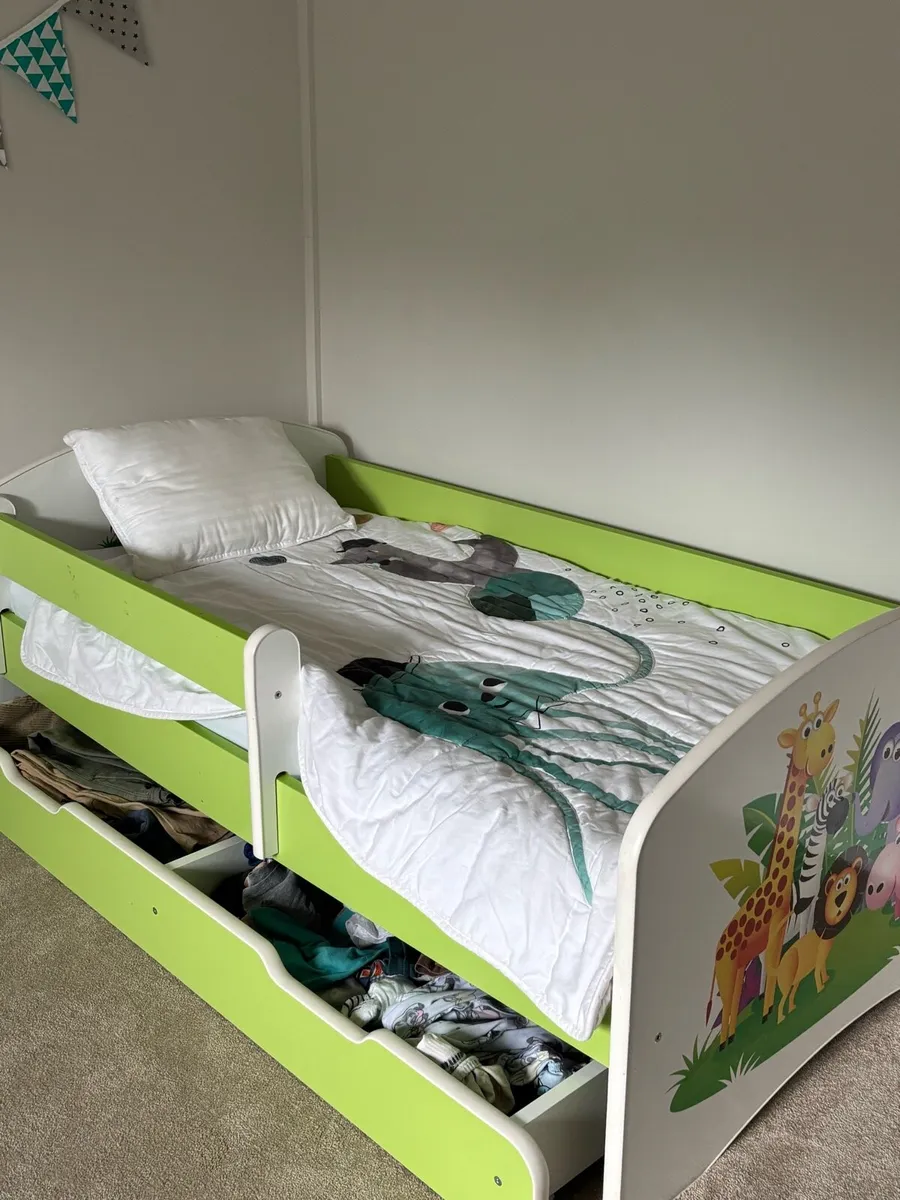 Kids / Toddler Bed - Image 2