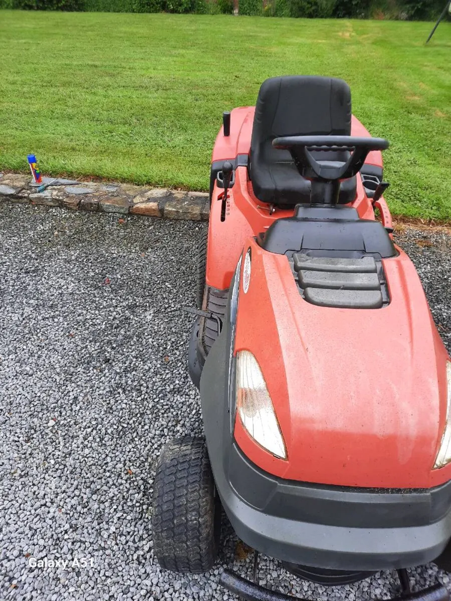 Castelgarden ride on mower - Image 1