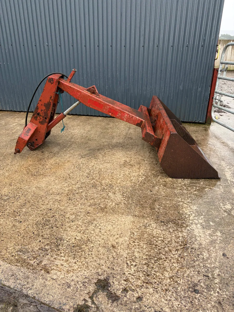 Rear Mounted Loader - Image 2