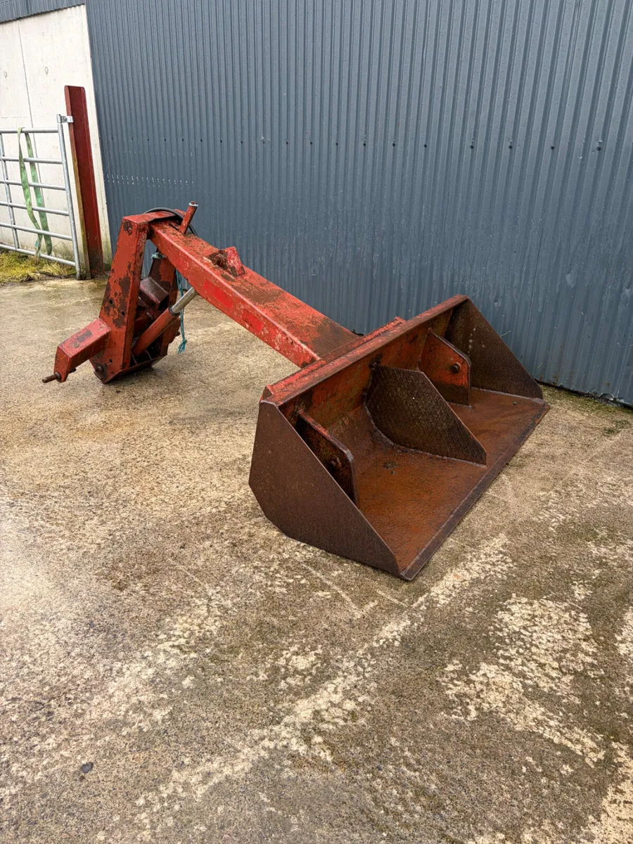 Rear Mounted Loader - Image 1
