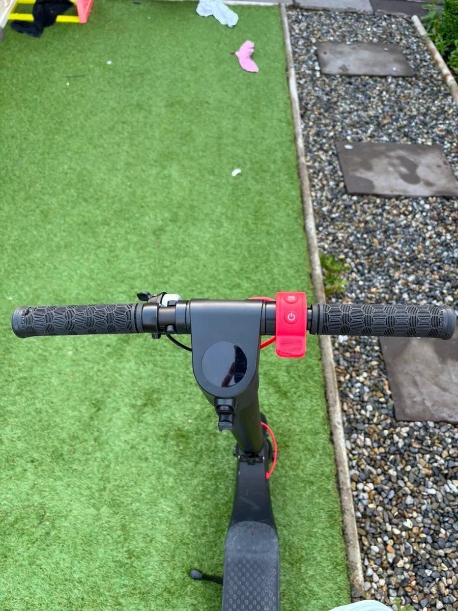 Electric scooter - Image 3