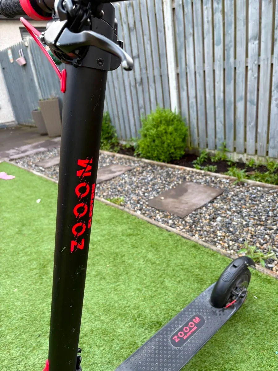 Electric scooter - Image 4