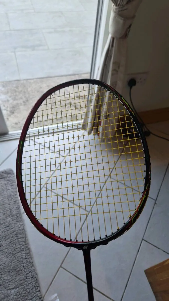 Badminton racket stringing service - Image 2