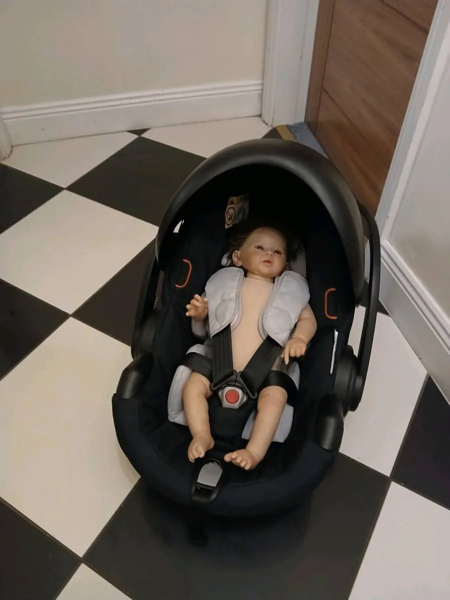 Baby buggy/Car Seat- Stoke Norweigan brand ✨️- ✨️ - Image 4