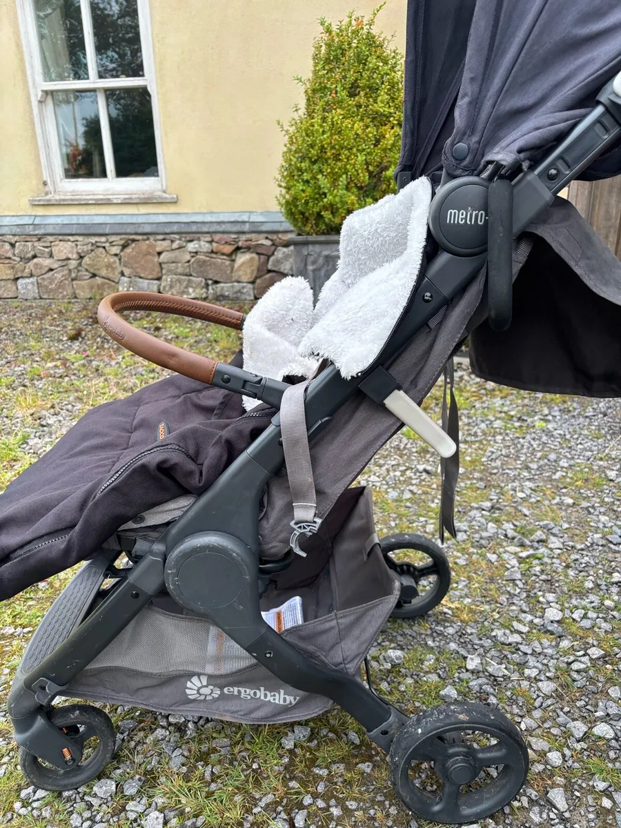 Ergo Metro Baby buggy - Image 1