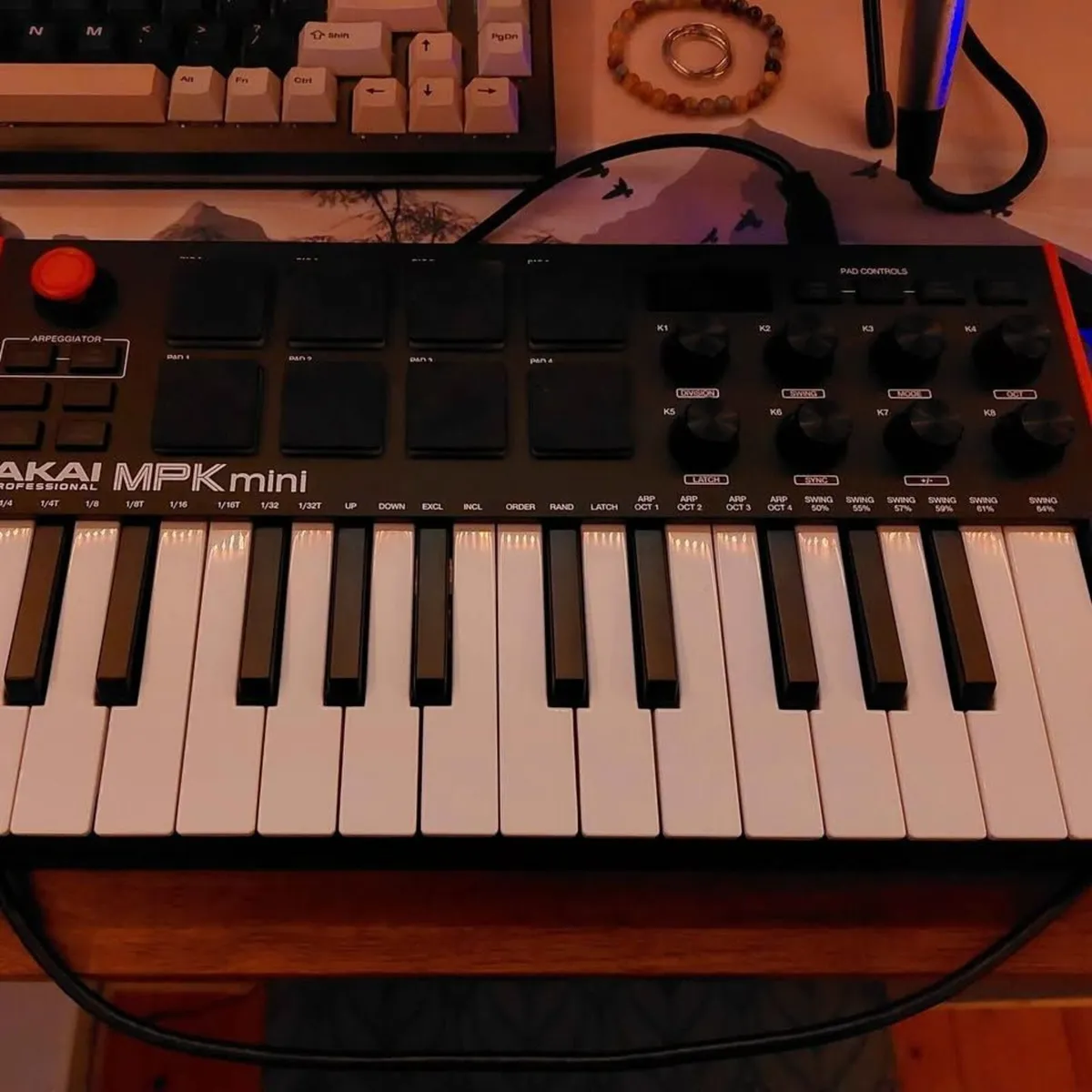 Akai MPK Mini controller