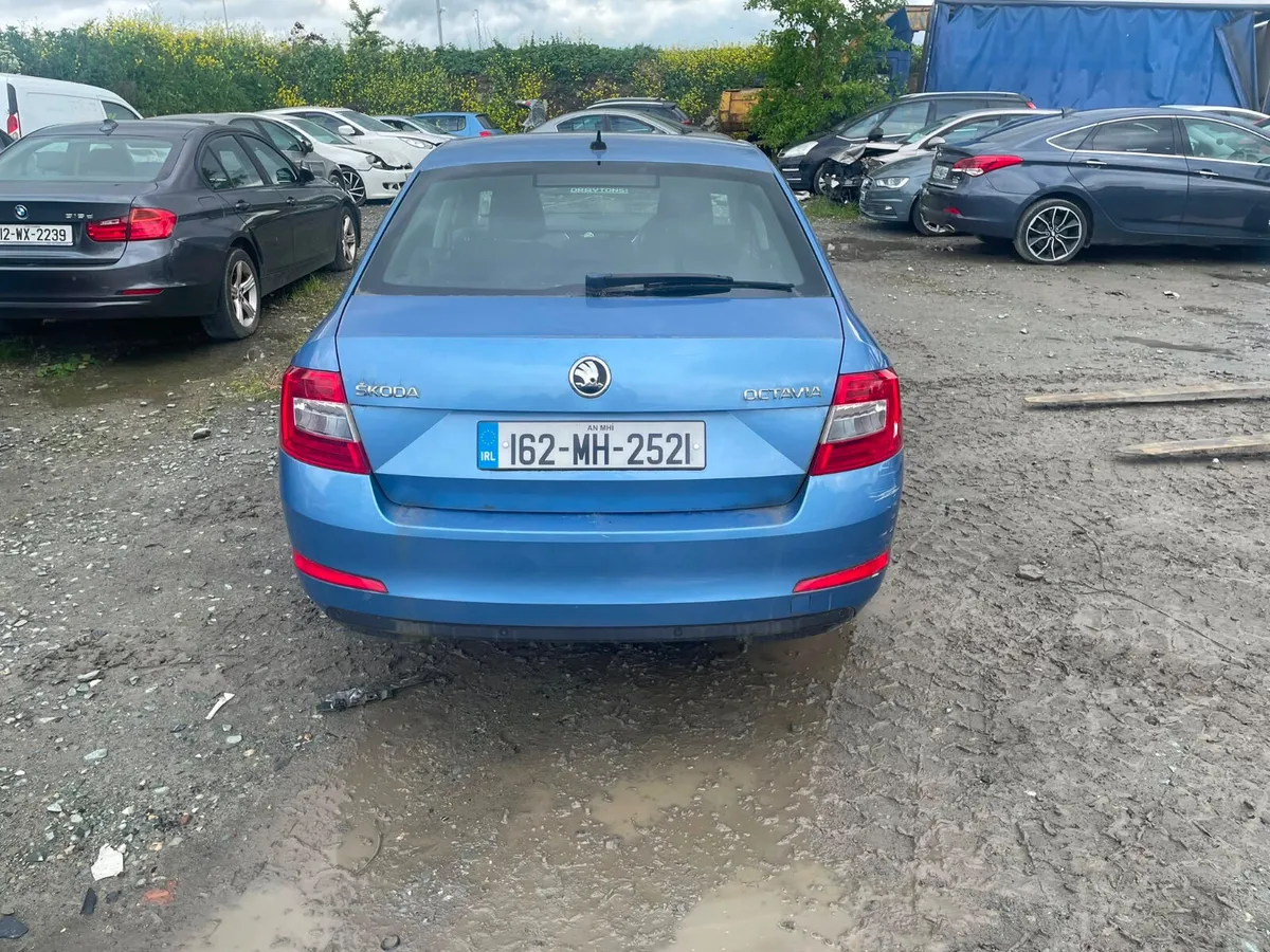 2016 Skoda Octavia 1.6 Diesel - Image 3