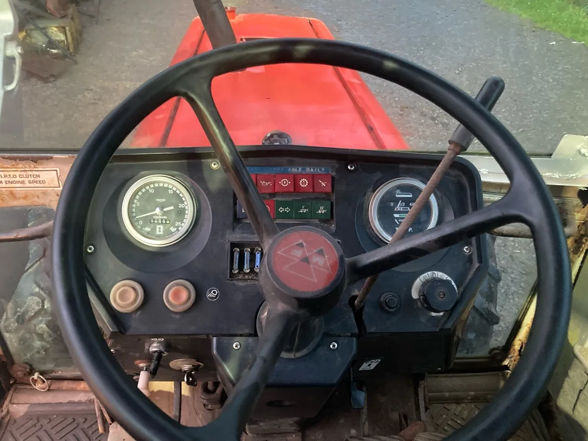 Massey Ferguson 698 - Image 4