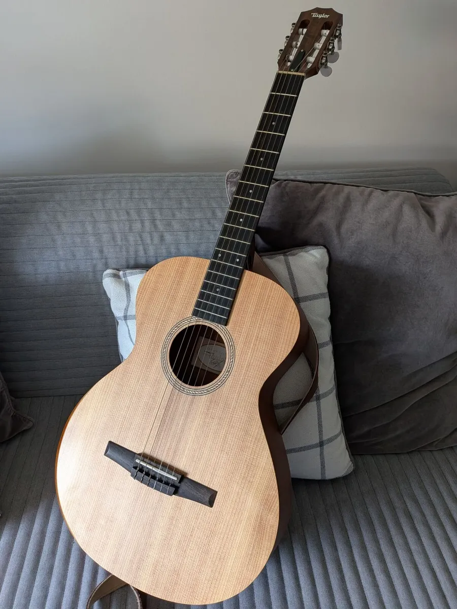 Taylor Academy 12-N guitar - Image 4