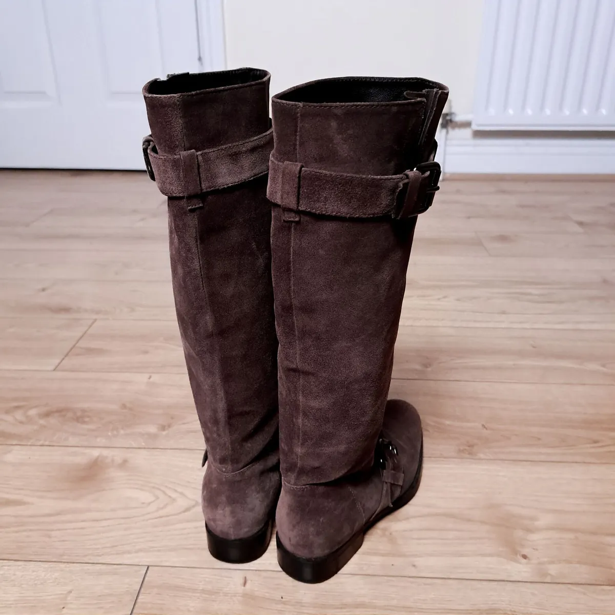 Tods Brown Knee High Suede Buckle Boots Size 36.5 - Image 4