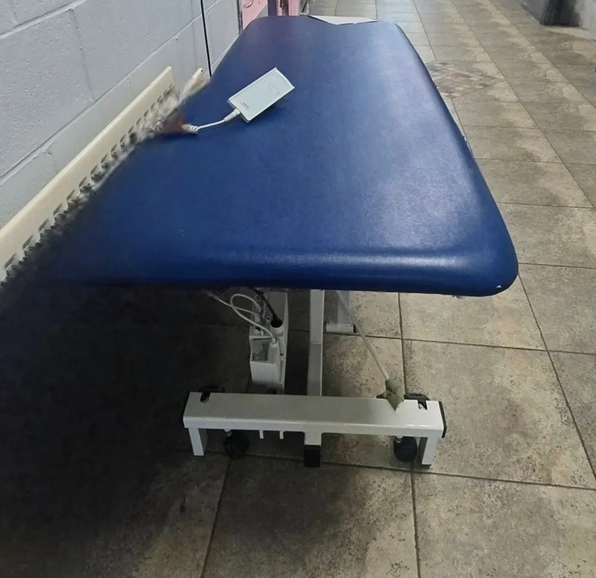 Plinth Changing Table  -Hydraulic - Image 1