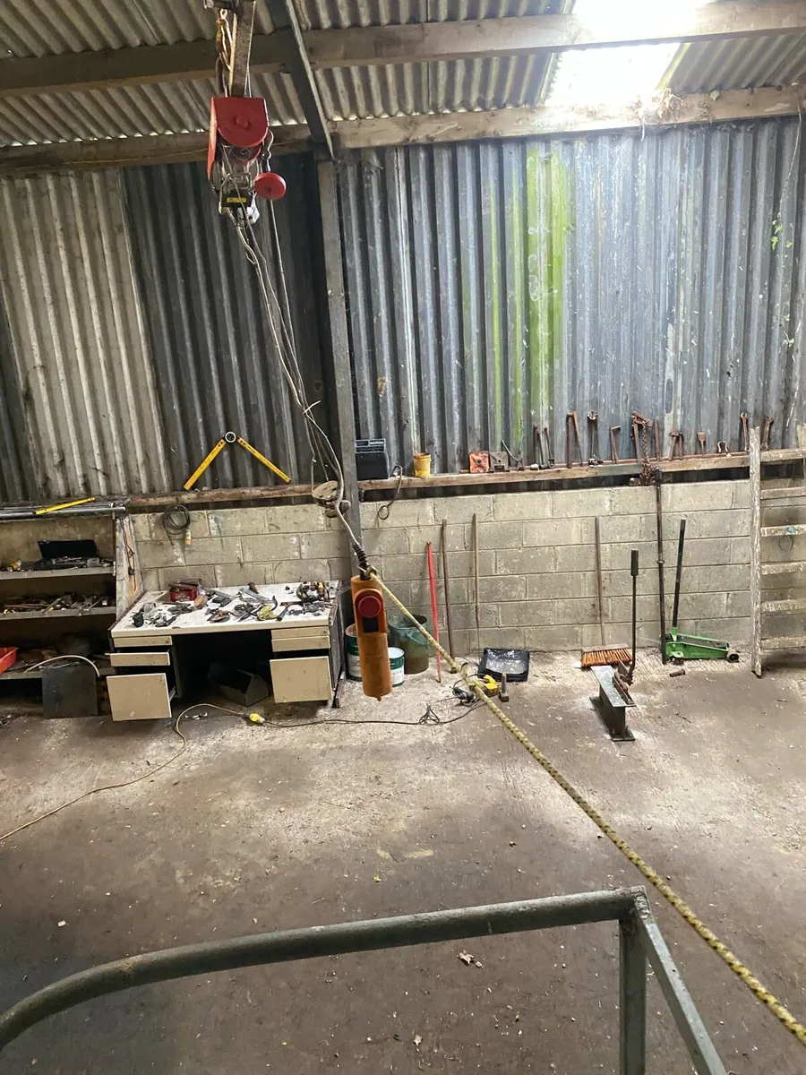 Work shop - Image 1