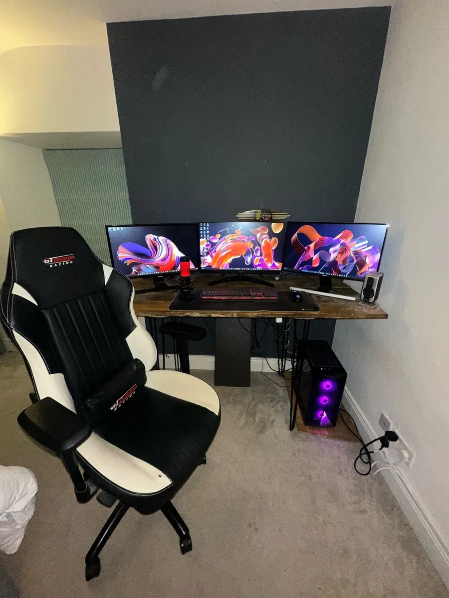 FULL GAMING SETUP- PC, TRIPLE MONTOR,GAMING CHAIR - Image 1