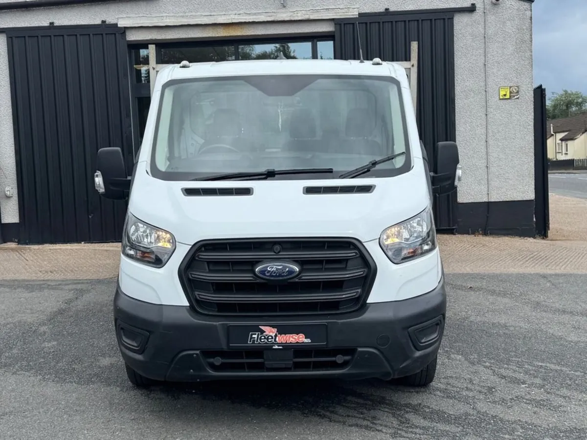 2.0 350 EcoBlue MHEV Leader Chassis Cab 2dr Diesel - Image 2