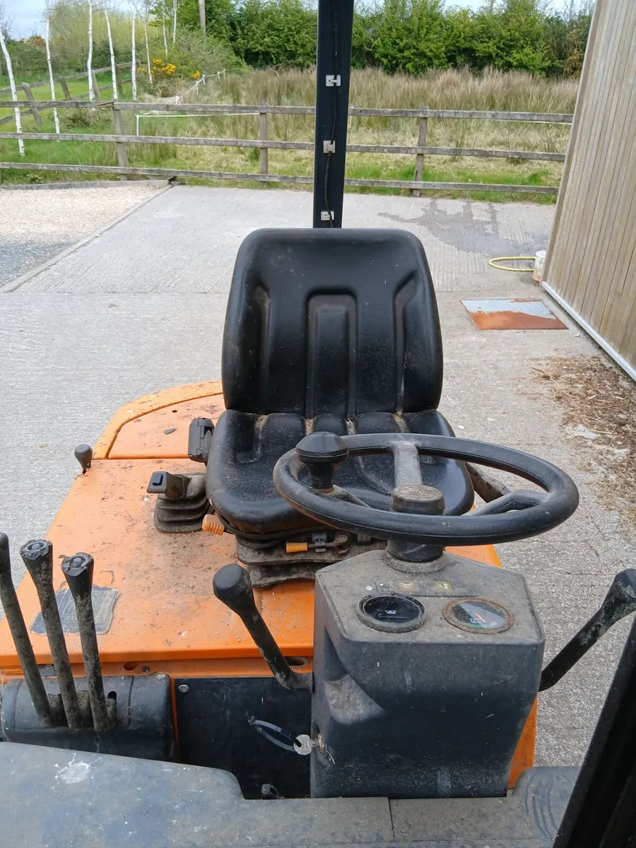 Forklift electric 3 wheeler - Image 4