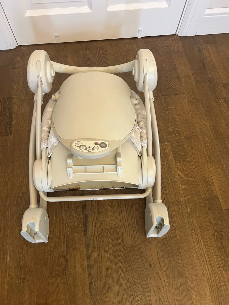 Baby swing chair - Image 3