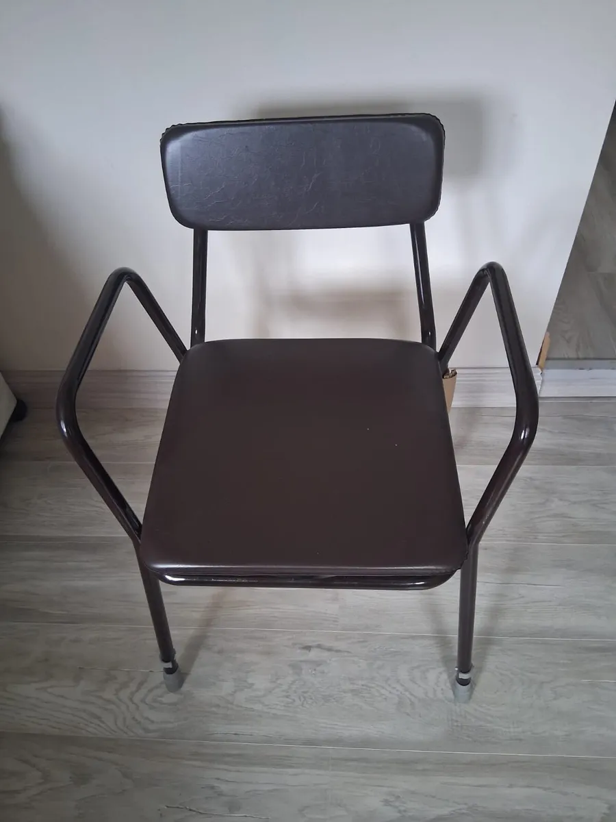 Commode chair - Image 1