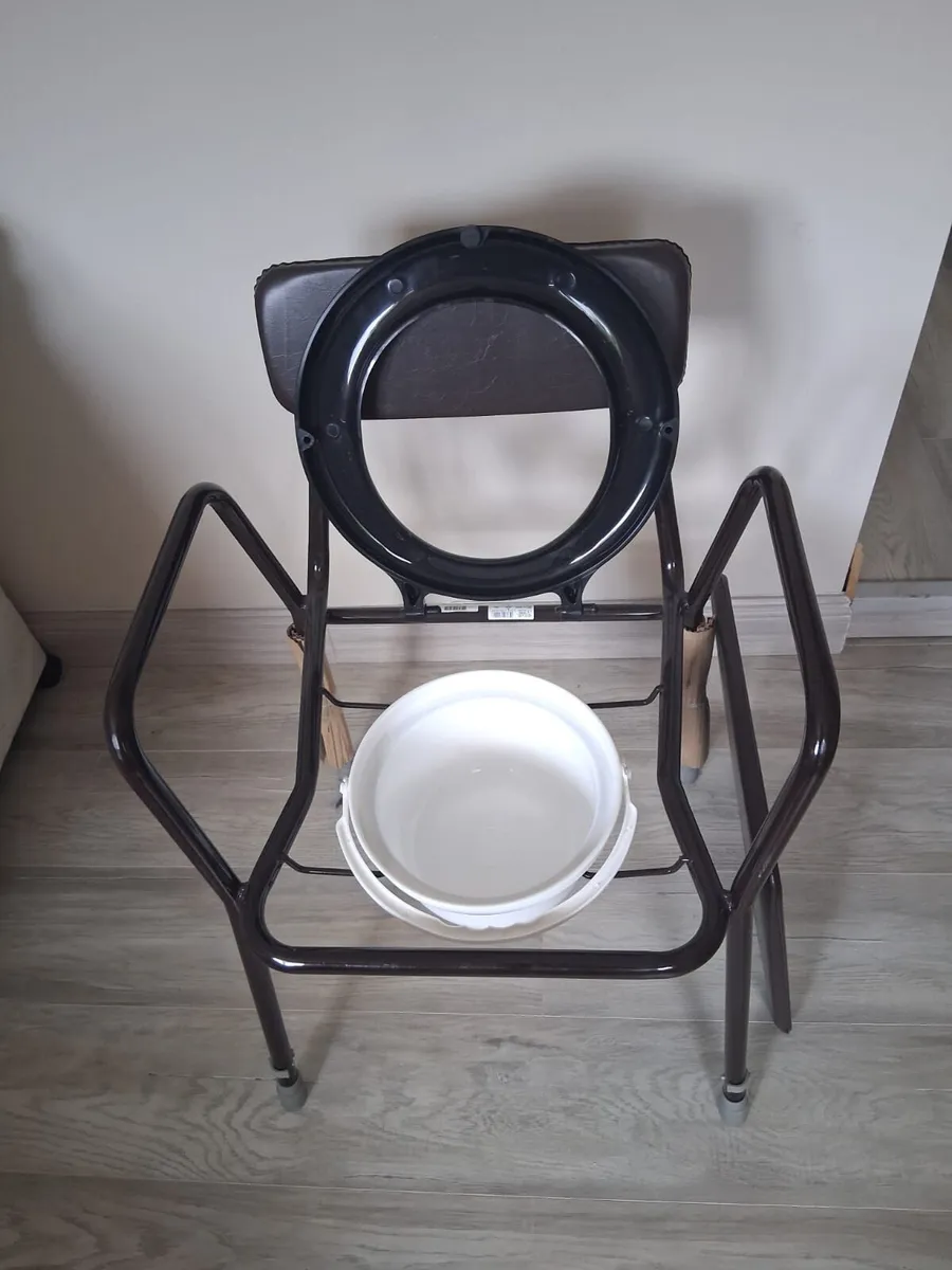 Commode chair - Image 2