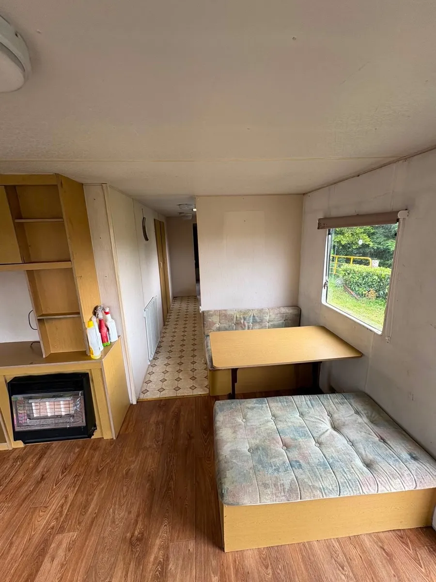 Mobile home for sale - Image 2