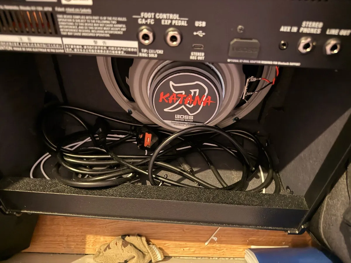 Boss katana 50 EX gen 3 1x12 combo - Image 3