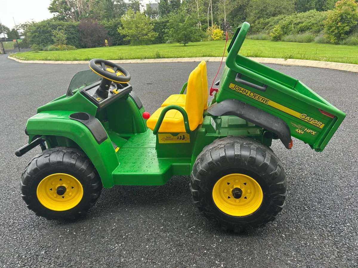 Peg Perego John Deere Gator - Image 2