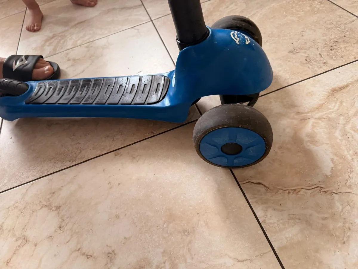 Scooter - Image 3