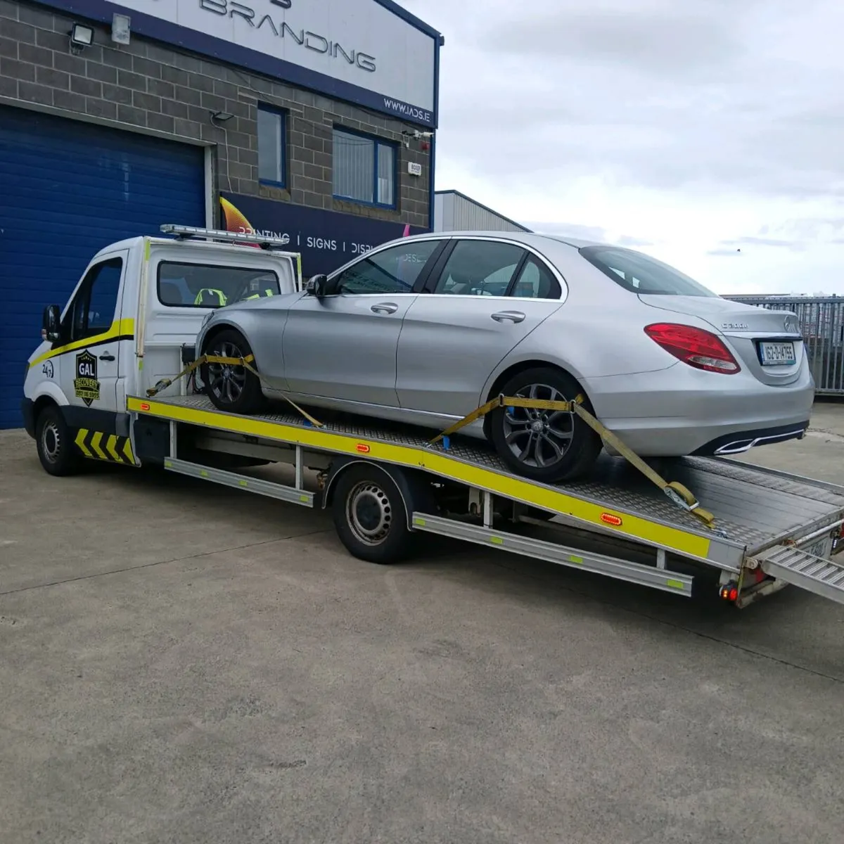Jump Start Dublin | Car Recovery 24/7 | Fast Respo - Image 3