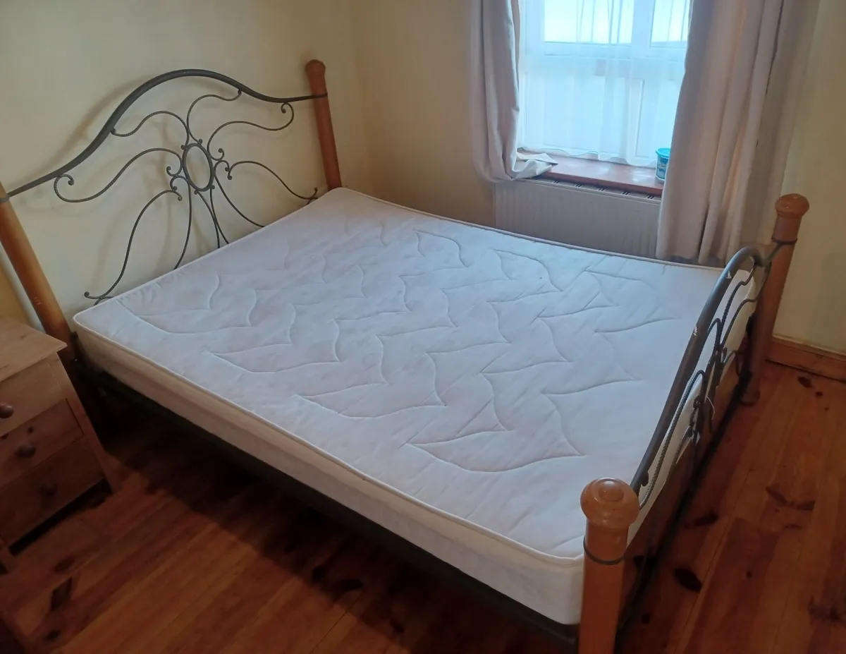 Bedroom furniture - Image 2