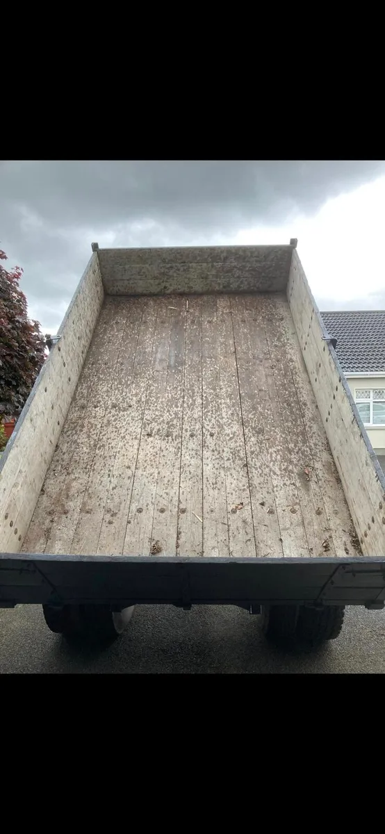 Tipping Trailer - Image 2