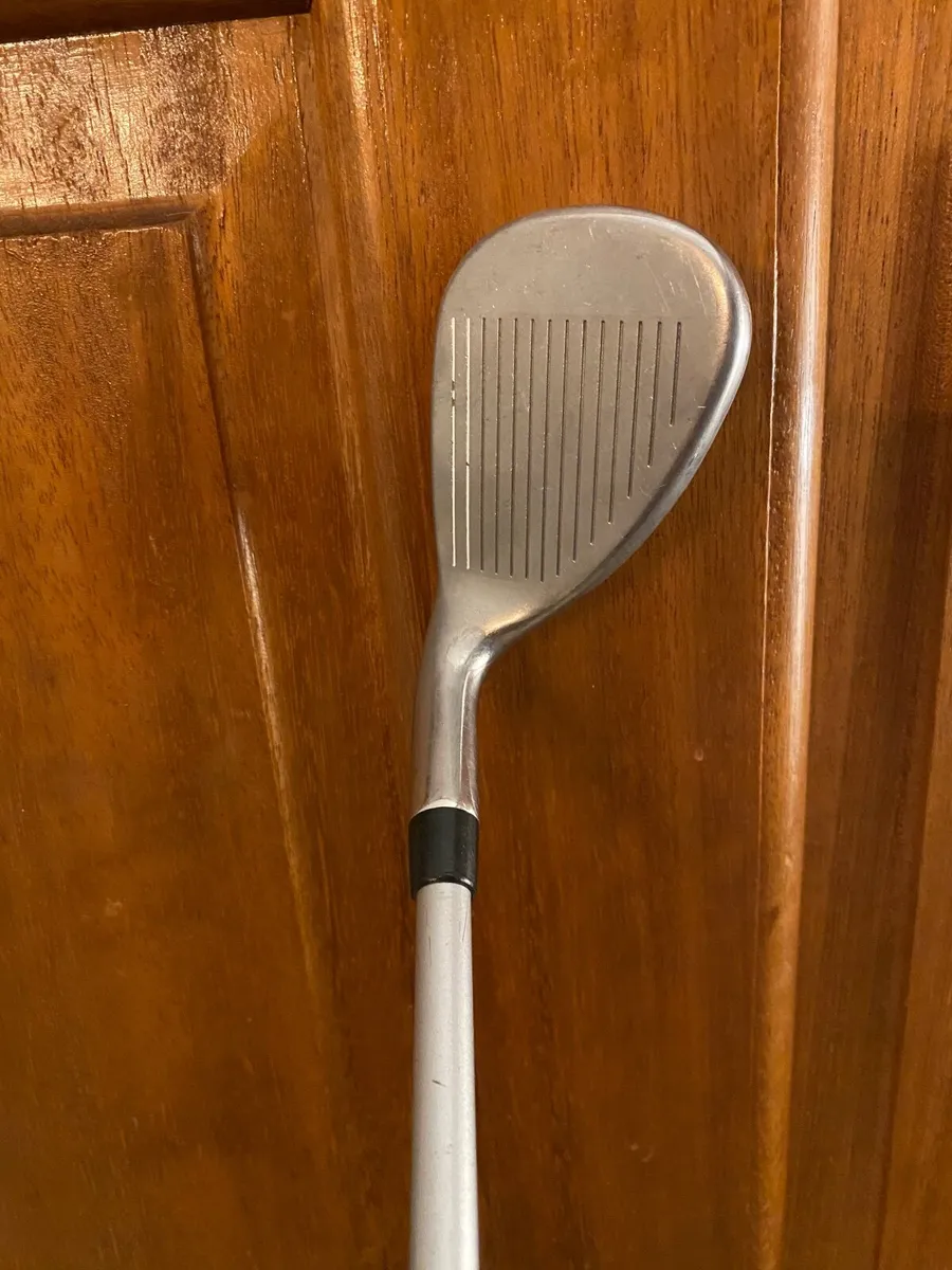 Ladies Callaway REVA Sand Wedge Graphite Shafted - Image 3