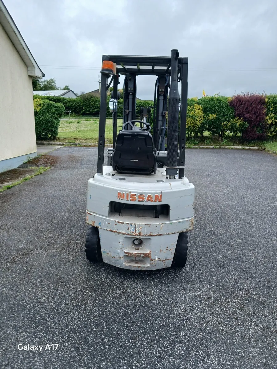 1.5 ton Nissan Diesel Forklift - Image 2