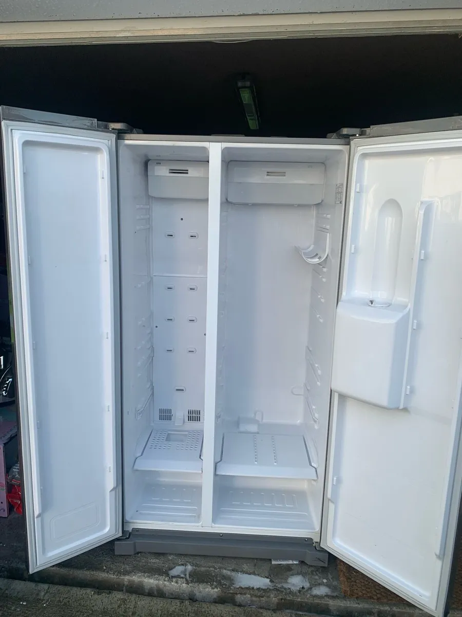 American fridge freezer - Image 3